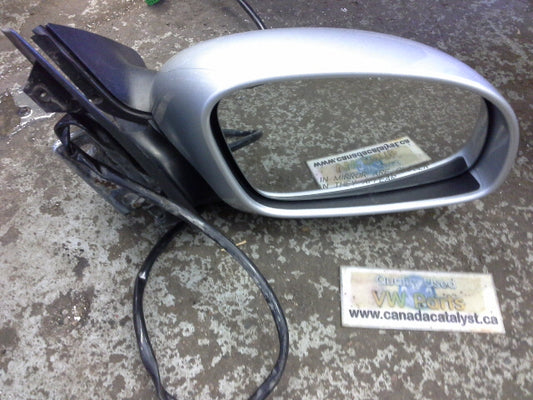 New Beetle Passenger Side MIRROR LA7W