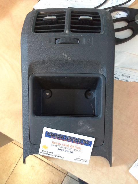 MK5 Golf Wagon Rear Vent CONSOLE
