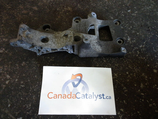 BPY 2.0T Mount BRACKET 06F903143E