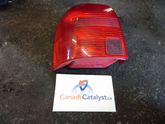 B5 Wagon Driver TAIL LIGHT