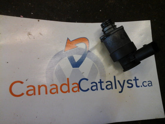 CBEA/CJAA 2.0T Fuel Pressure REGULATOR 0928400706