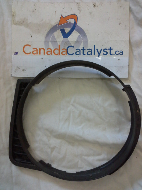 MK1 Cabrio Passenger Headlight TRIM 171953655B