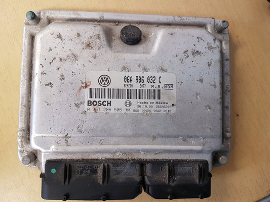 ECU 06A906032C