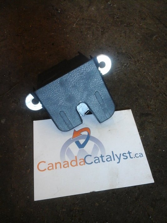 MK5/MK6 Wagon TRUNK LATCH 5K0827505