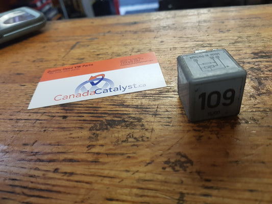RELAY #109 -1J0906381A