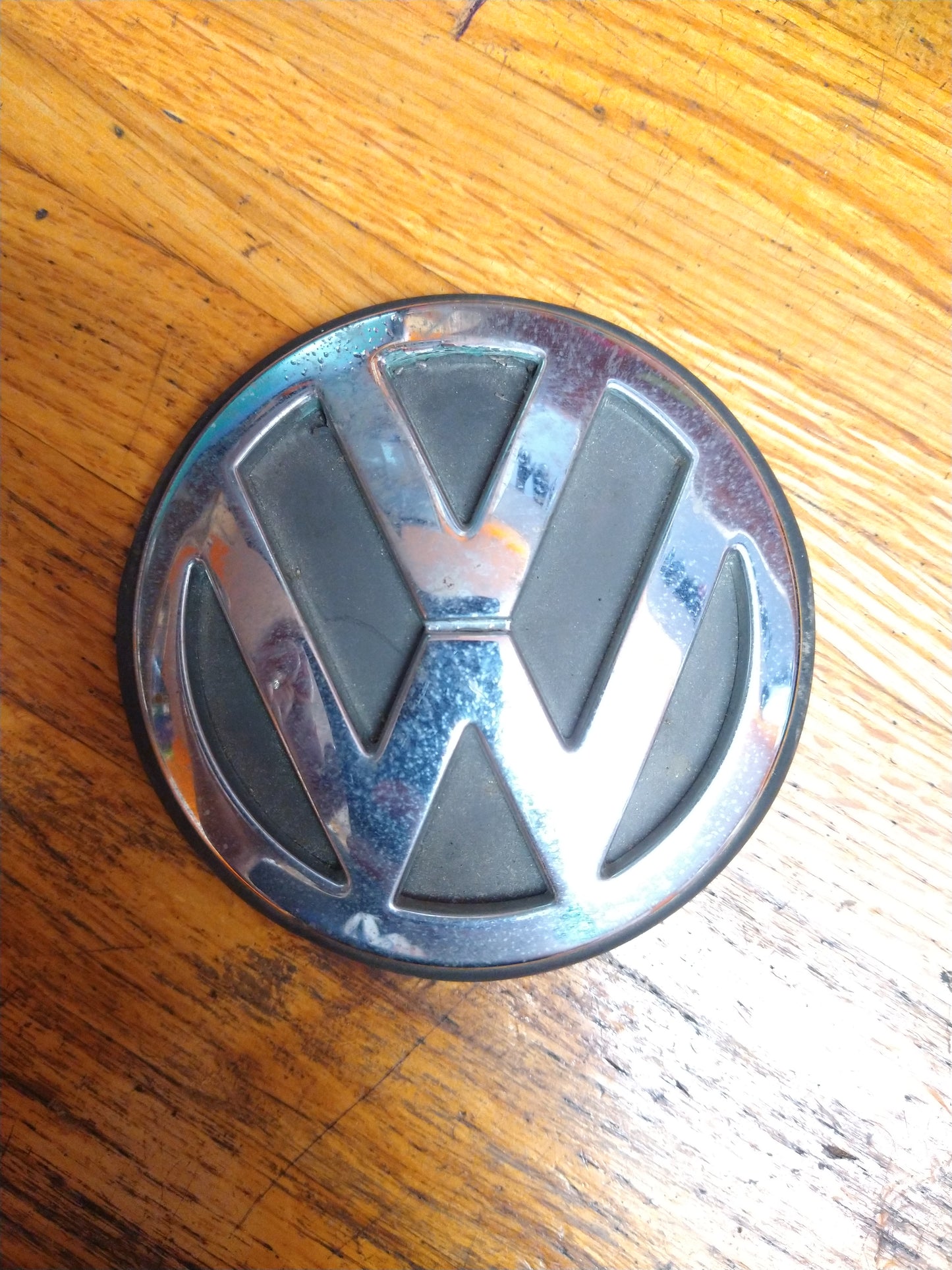 MK3 Cabrio Trunk EMBLEM 1E0853630