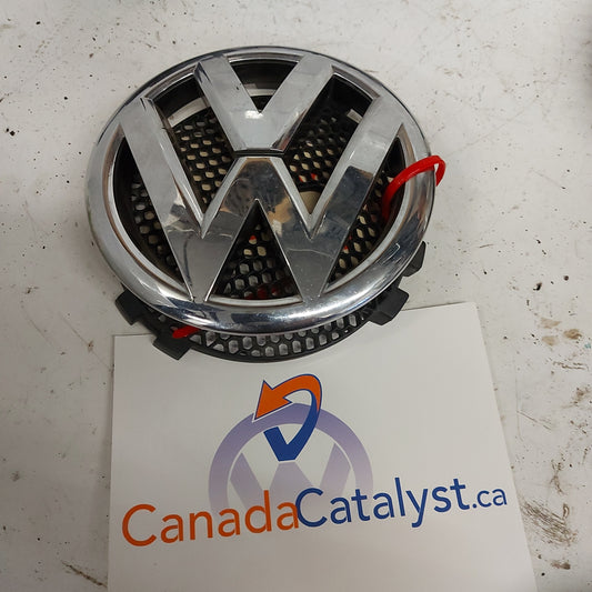 MK6 Jetta Grill EMBLEM 5C6853601