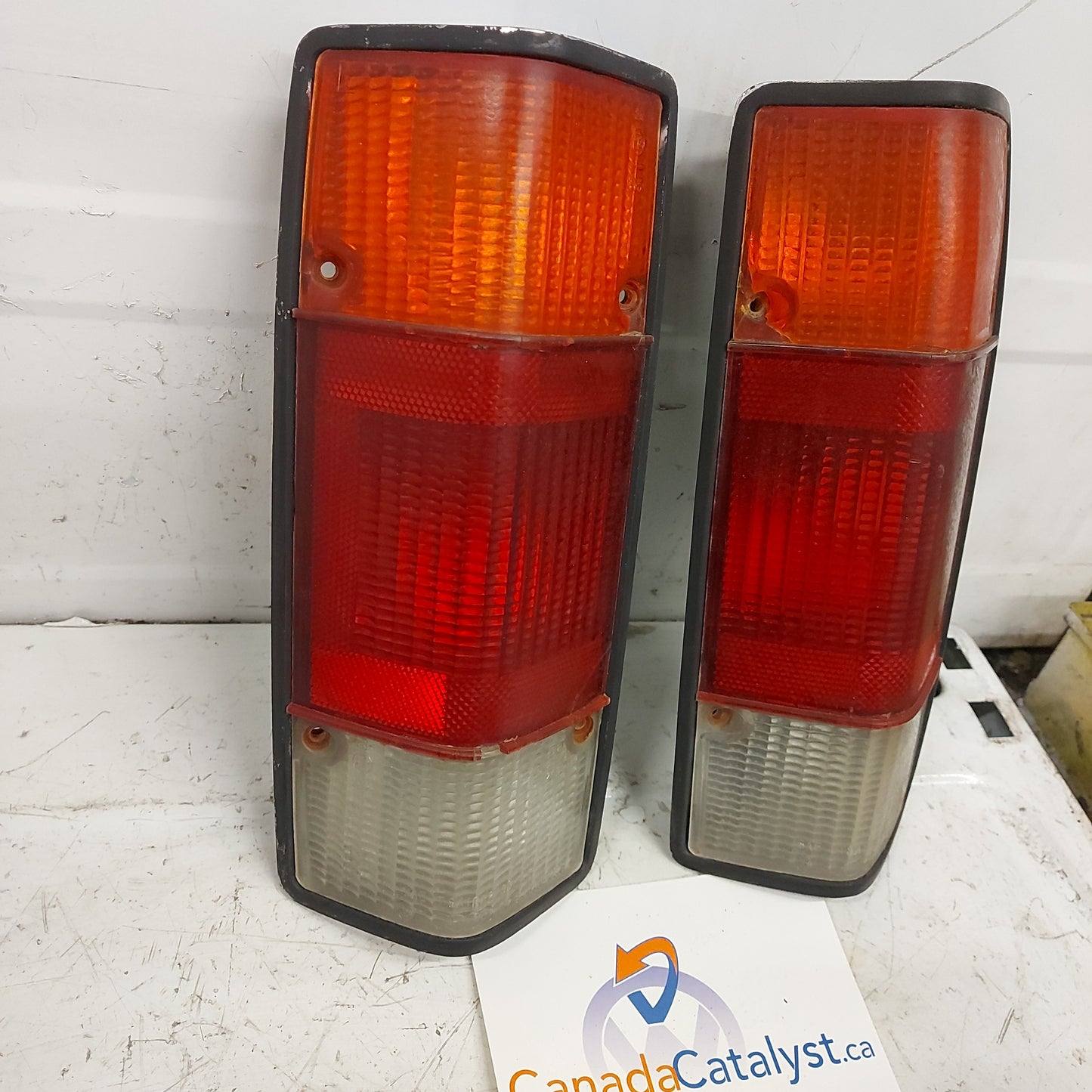 Rabbit Truck TAIL LIGHT SET