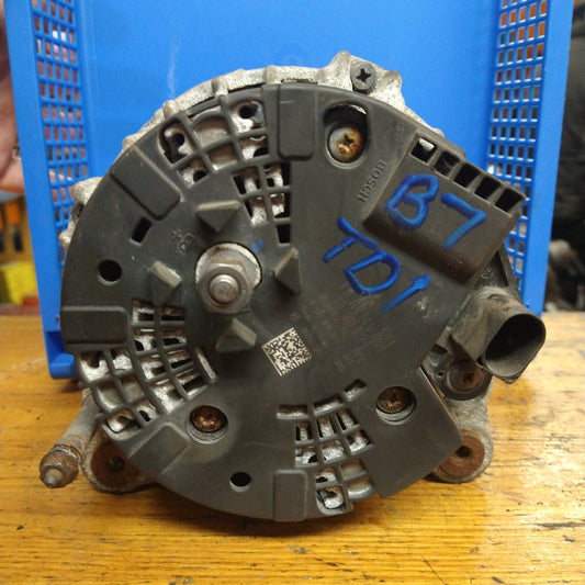 B7 Bosch ALTERNATOR 2.0L diesel, 180 AMP TDI 03L903023R