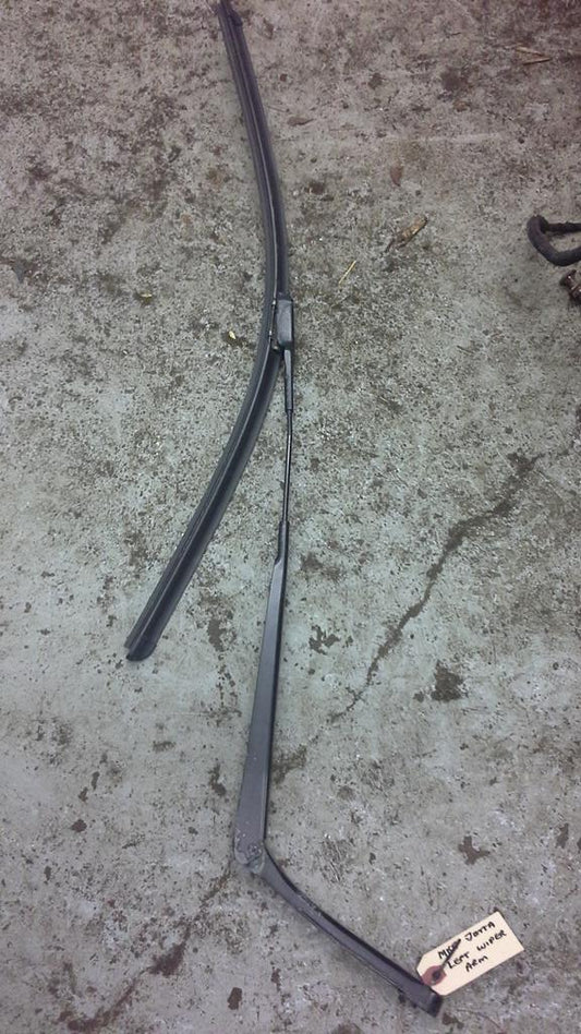 MK5 Jetta Passenger Wiper ARM - V DUB HUB