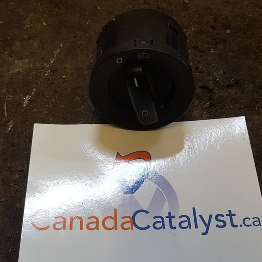 MK5 Jetta Headlight SWITCH 1K094143AK