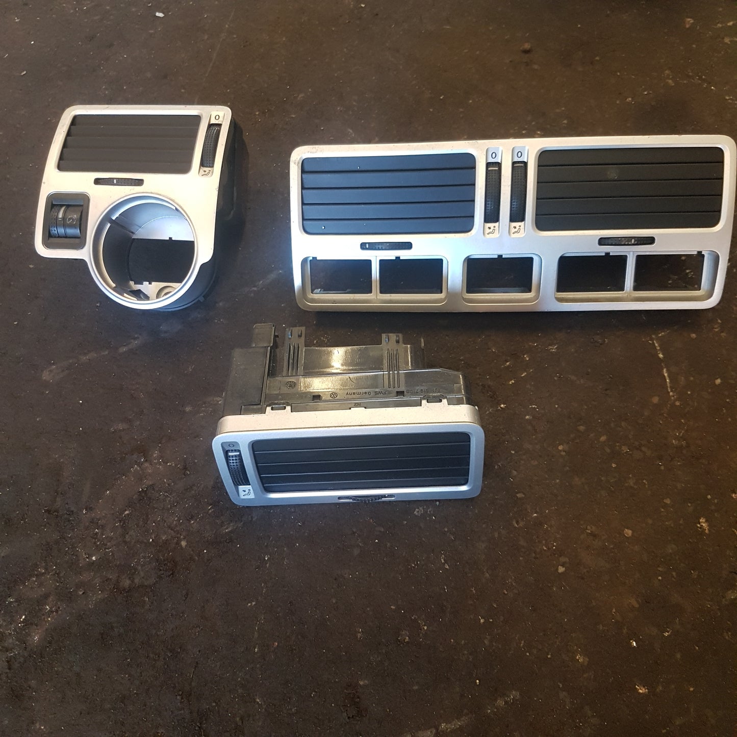 MK4 Jetta Dash Air Vent SET in chrome