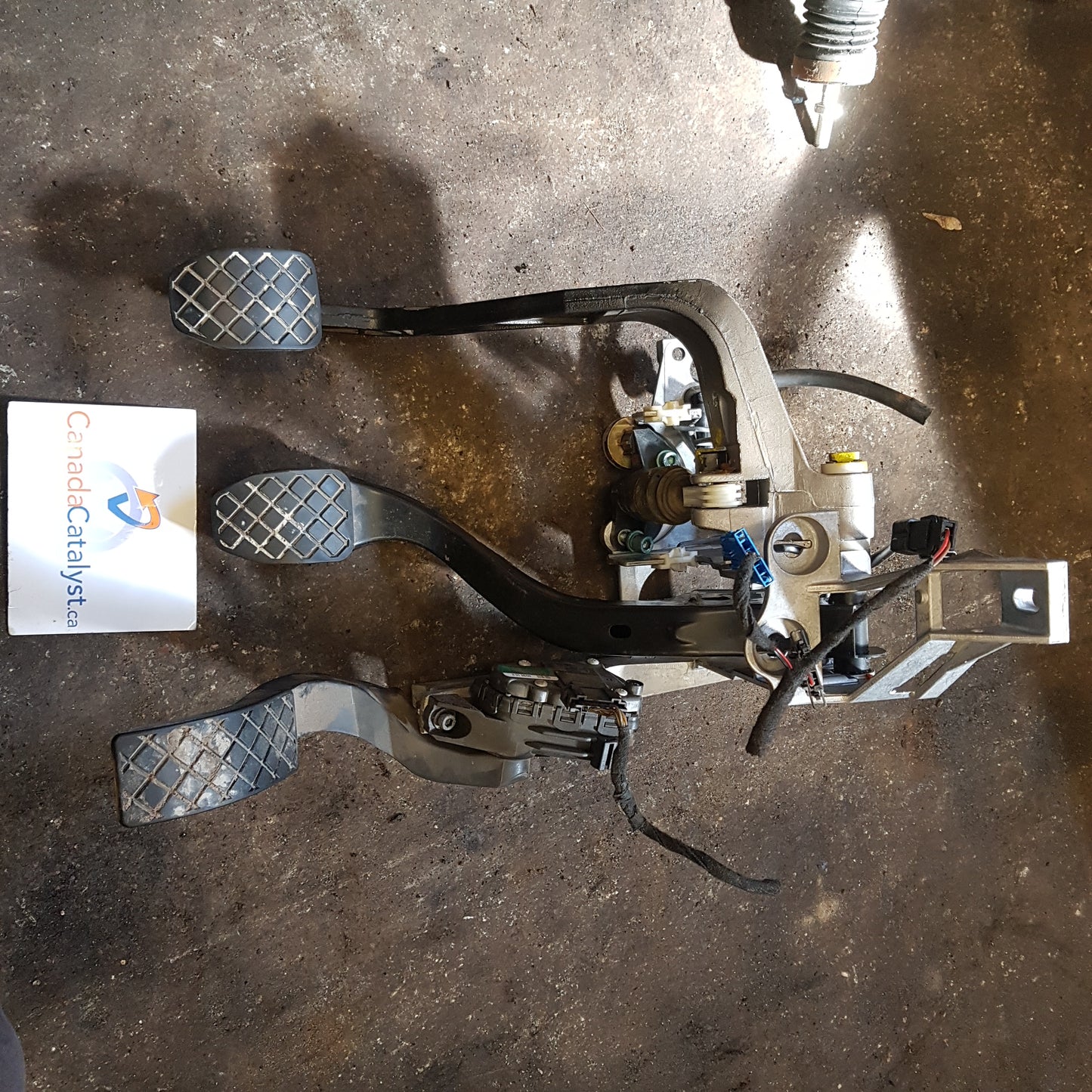 B5.5 Pedal ASSEMBLY