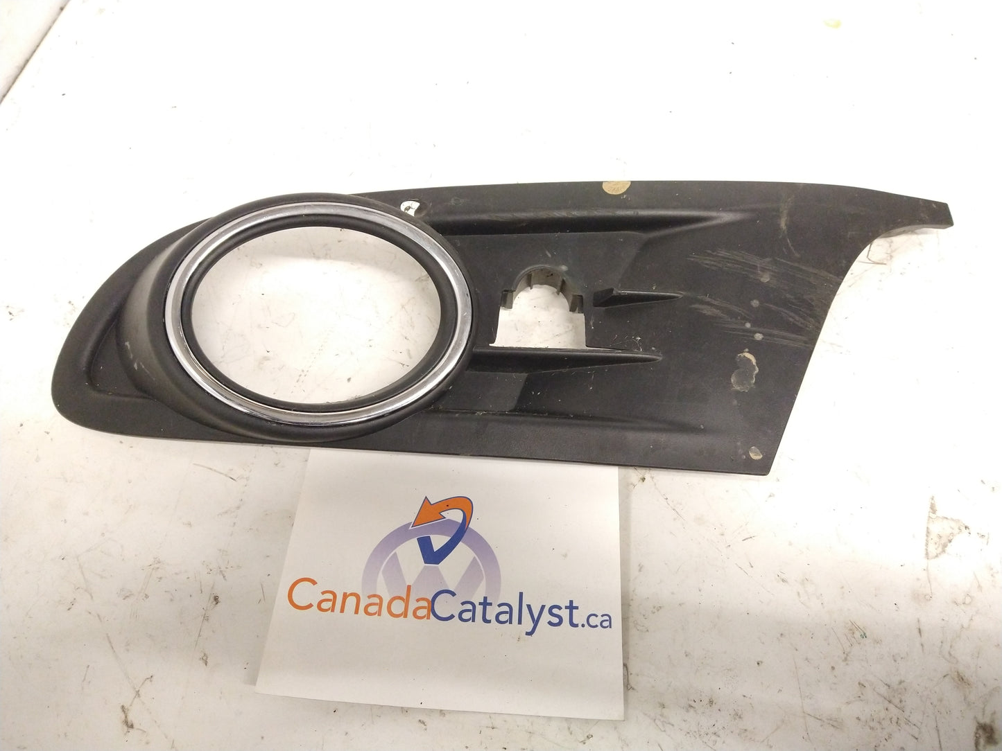 MK6 Golf TDI Front Bumper Driver GRILLE