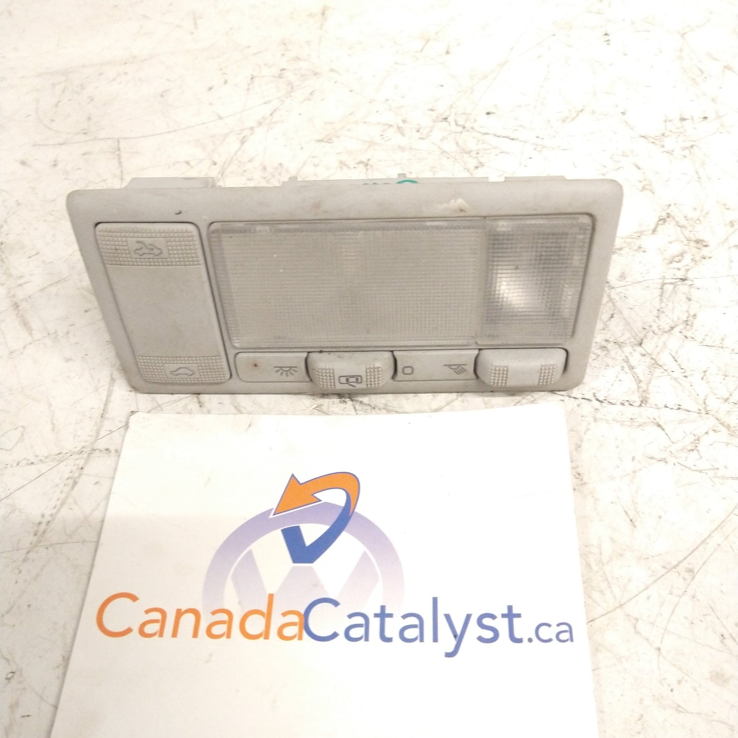 MK3 Golf Dome LIGHT 1H0947111