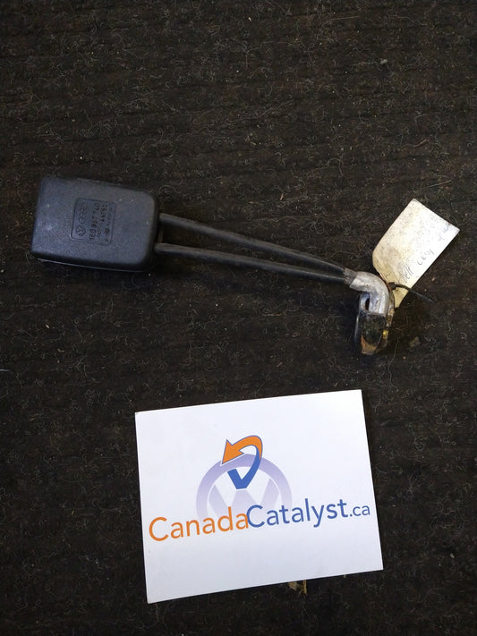 MK3 Cabrio Rear Passenger Seat BUCKLE 1E0857740