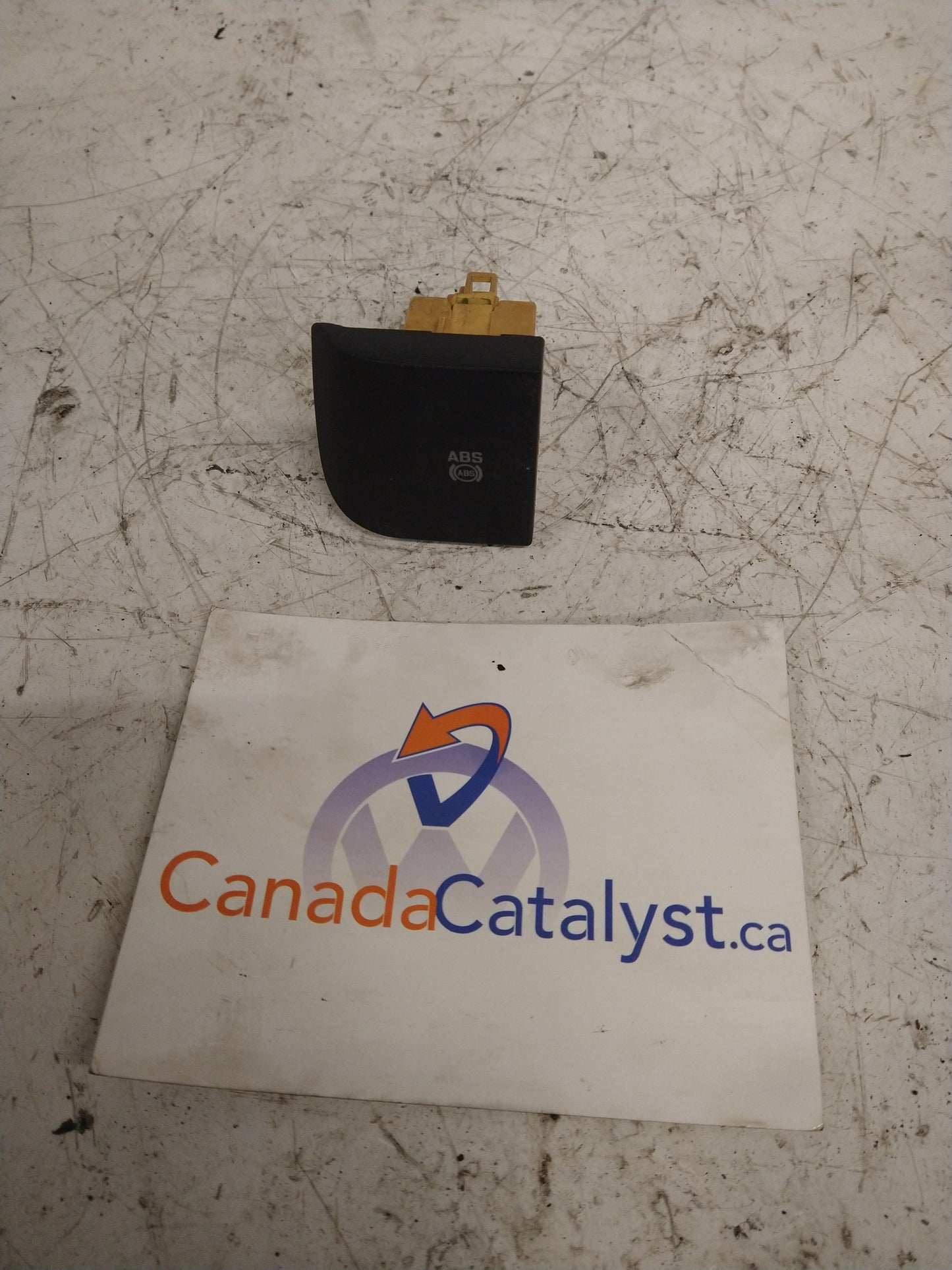 MK3 ABS Dash Piece 1HM919235J