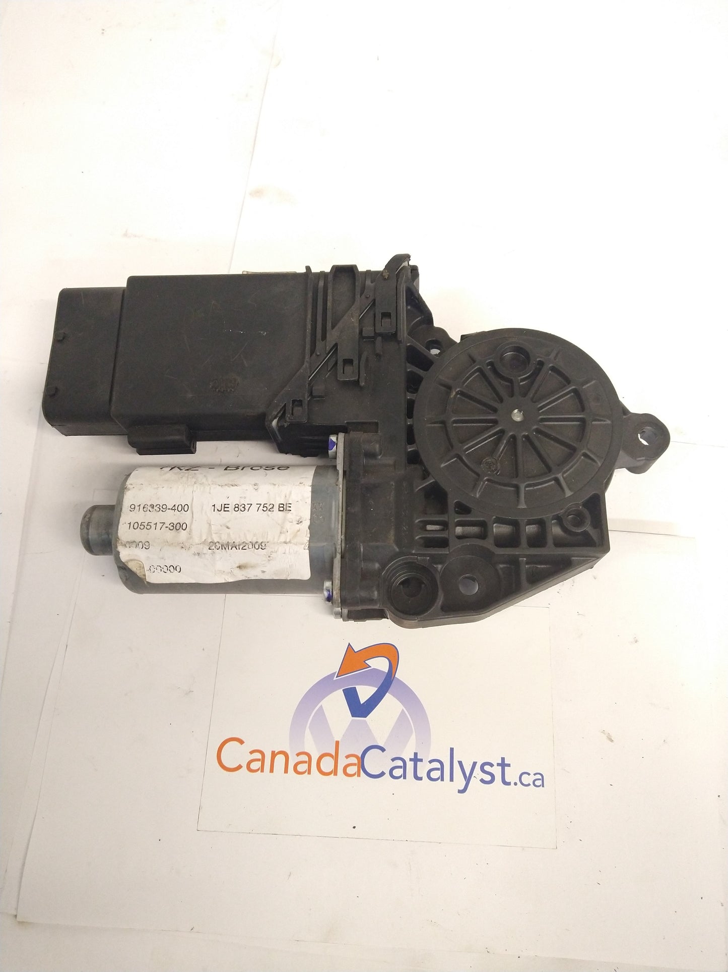 City Golf Front Passenger WINDOW MOTOR 1JE837752BE