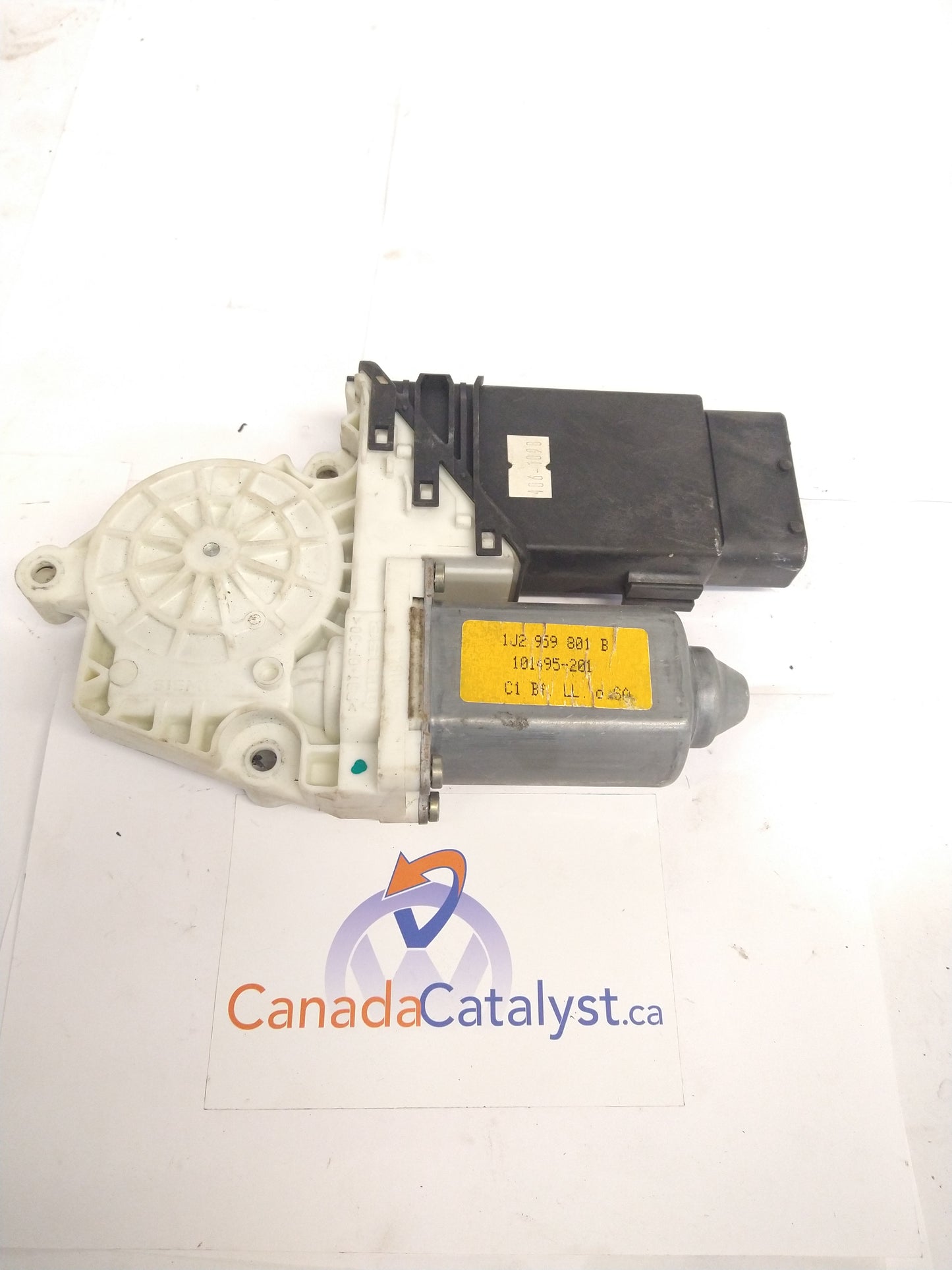 New Beetle Front Passenger WINDOW MOTOR 1J2959801B