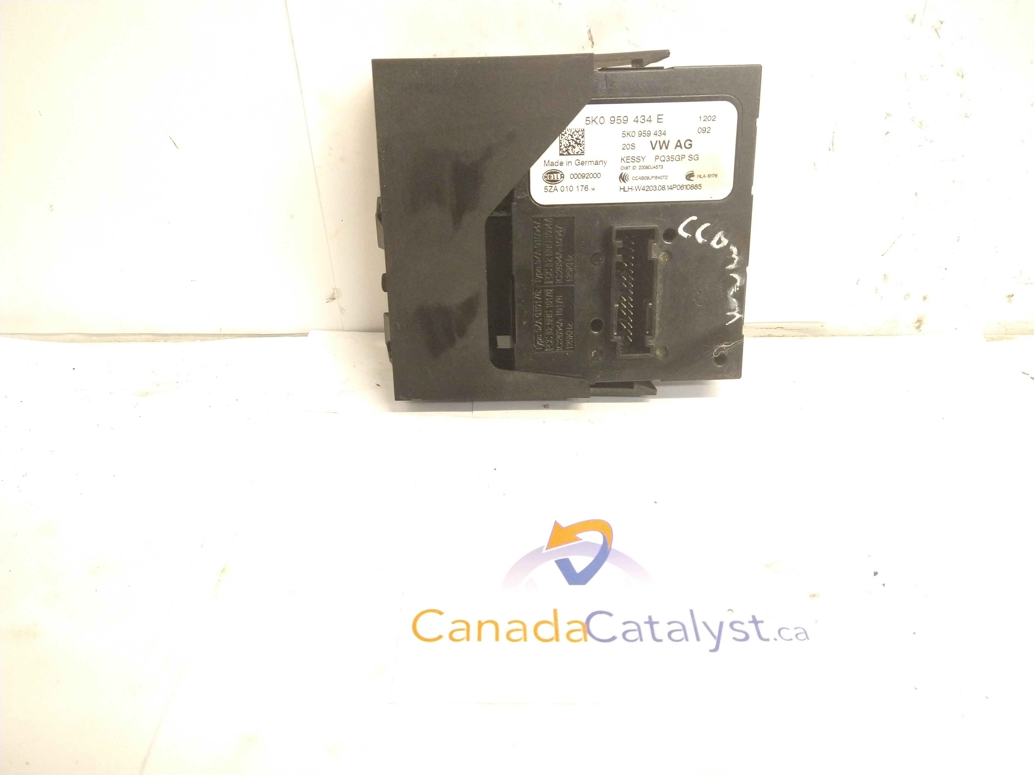 MK7 Anti-Theft Keyless Entry CONTROL MODULE - 5K0959434E – V DUB HUB