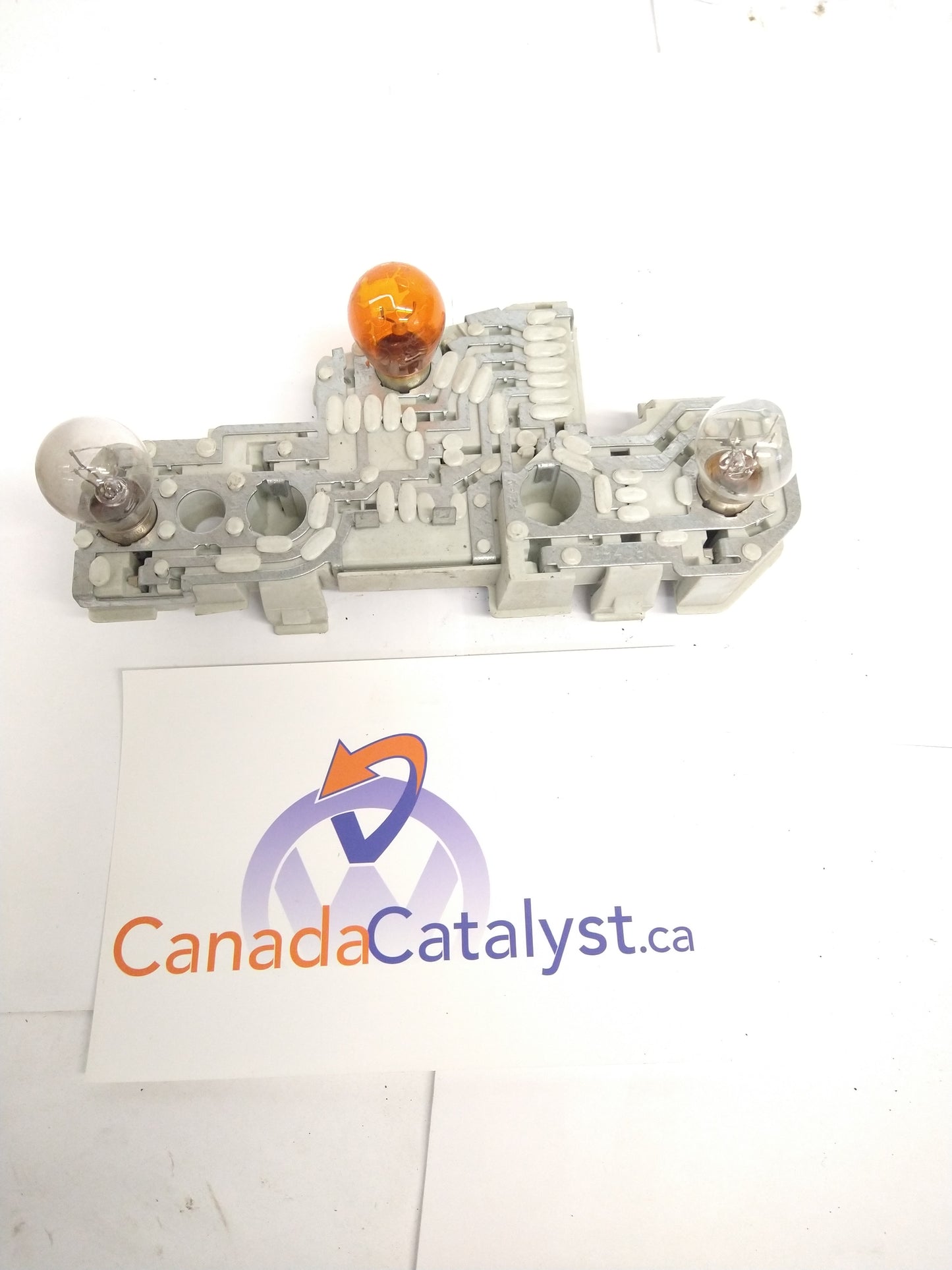 B5.5 Sedan Passenger BULB TRAY 3B5945258D