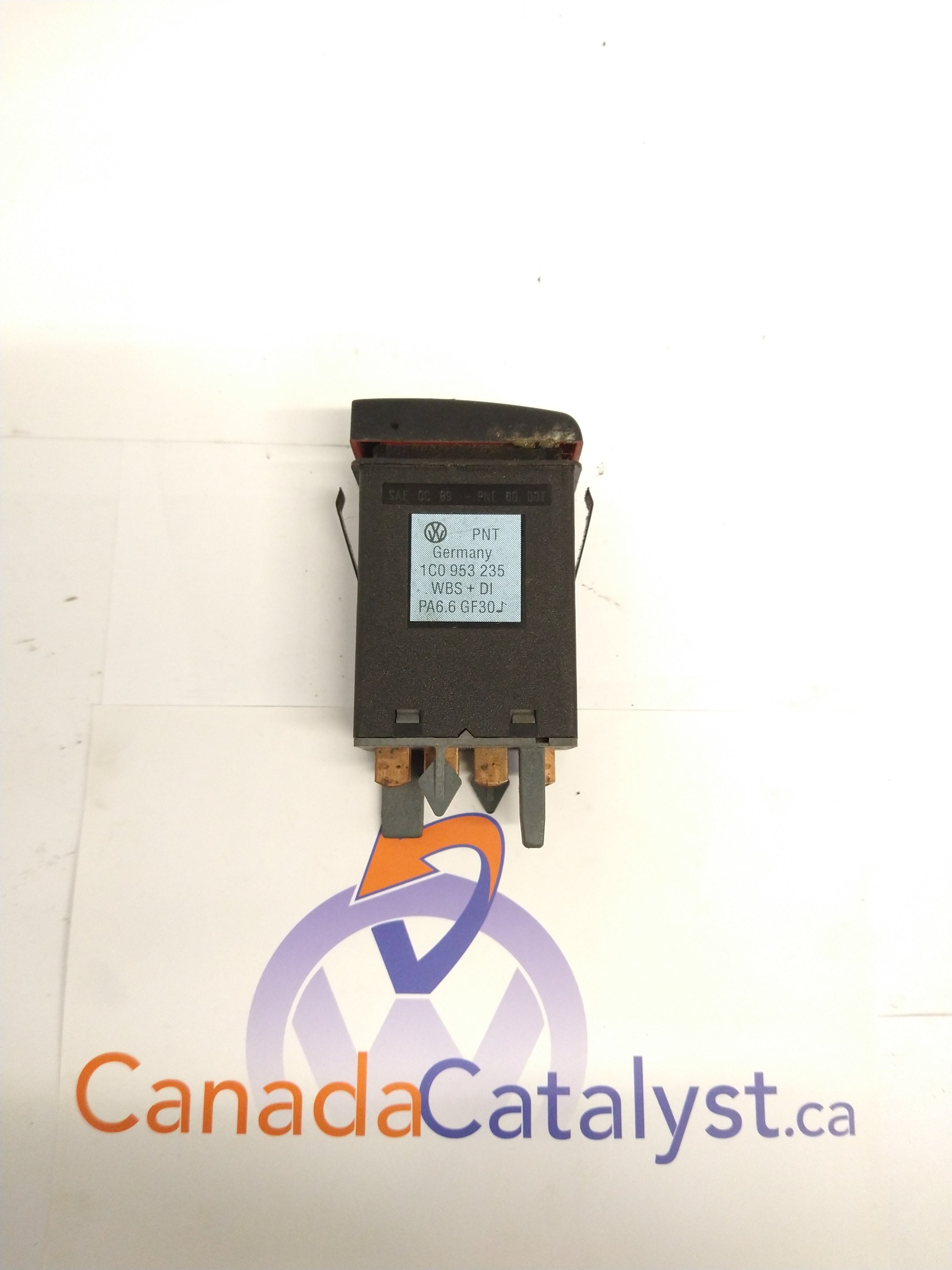 Ｓｗｉｔｃｈ ２３－２ New Beetle Hazard SWITCH 1C0953235/235B – V DUB HUB