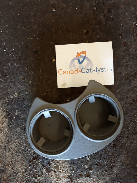 New Beetle Front Cup HOLDER