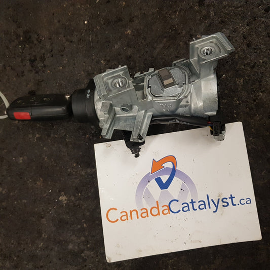 MK5 Jetta/Rabbit Ignition Switch W/ Key Fob ASSEMBLY