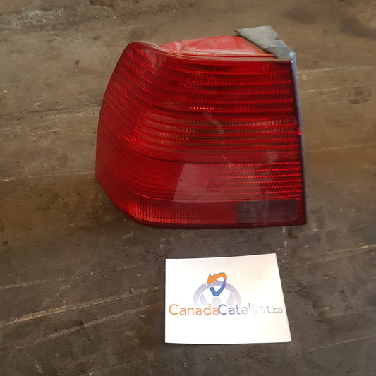 MK4 Jetta Sedan TAIL LIGHT