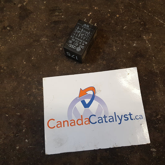 PNP RELAY #175 - 3A0927181