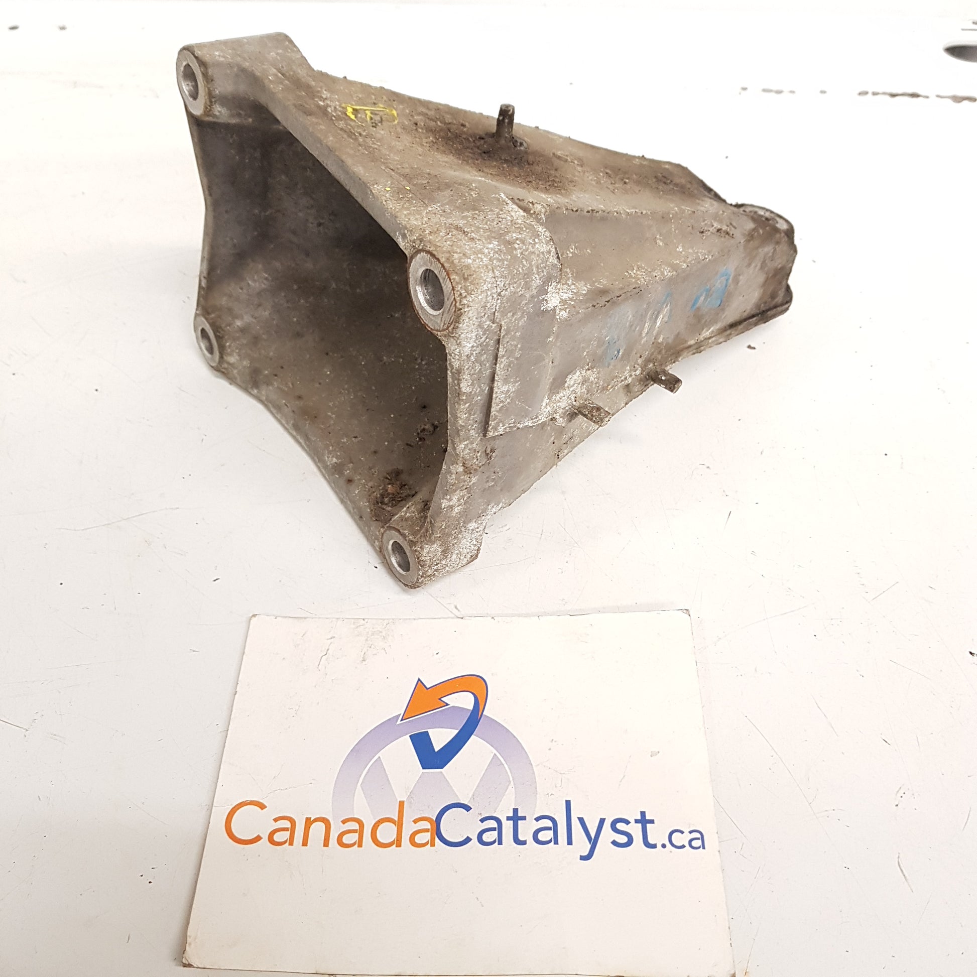 MK3/B4 VR6 Rear Engine Mount BRACKET 357199354 K – V DUB HUB