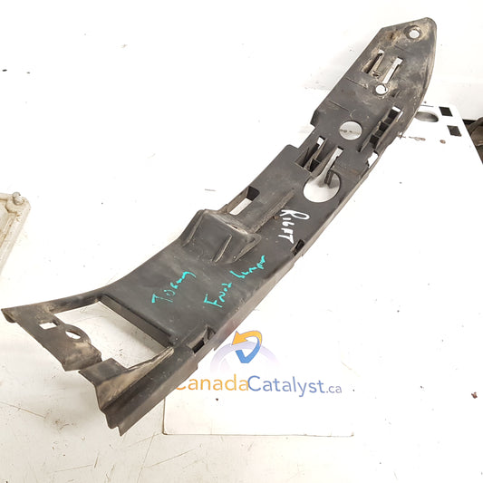 Touareg Front Bumper Passenger Support BRACKET