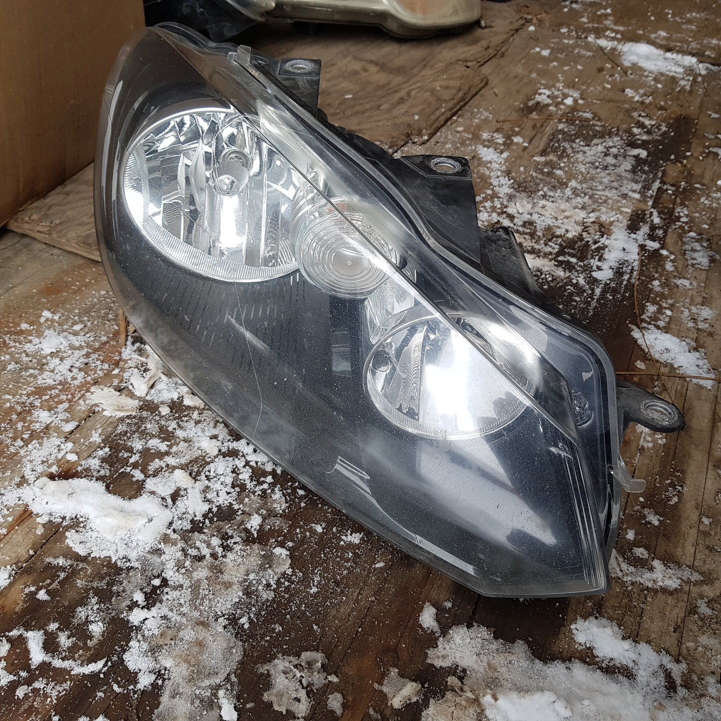 MK5-MK6 Golf/ Golf Wagon Passenger HEADLIGHT