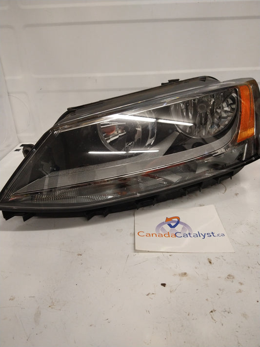 MK7 Jetta Driver HEADLIGHT