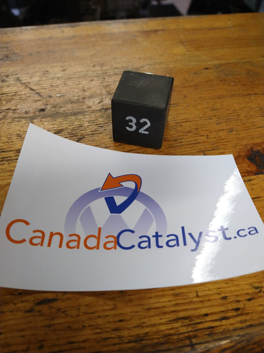 RELAY #32 -357906381