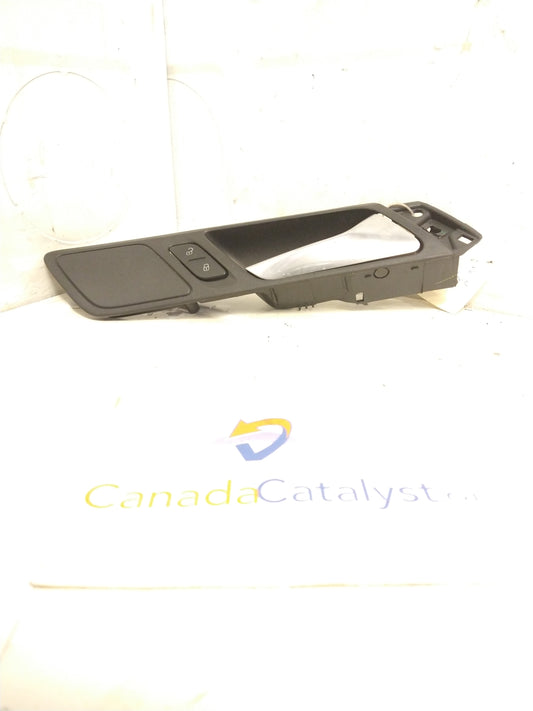 MK6 Jetta Passenger Interior DOOR HANDLE