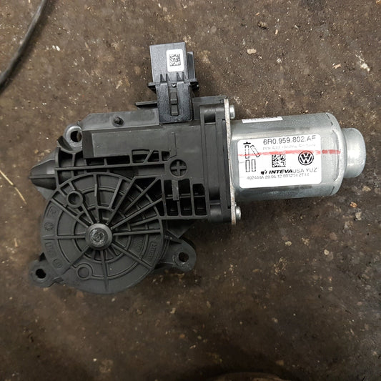 MK6 Jetta Passenger Front Power Window MOTOR 6R0959802AF