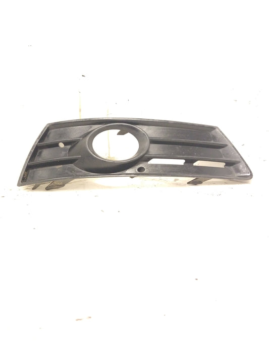 B6 CC Passenger With Fog LOWER GRILLE