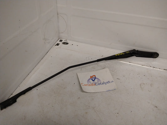 B7 Passenger Wiper ARM 561955406